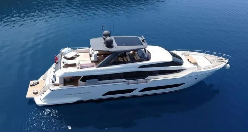 85' UNIQ Ferretti 850 M480 Yacht | Bodrum