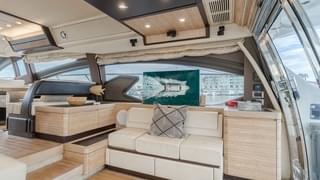 64' UNIQ Azimut Flybridge Yacht